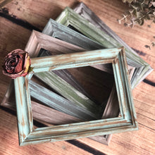 Load image into Gallery viewer, 4x6 picture frame | Shabby chic picture frames | Rustic frames | Distressed frames | Primitive photo frame | Wall and tabletop frames