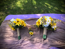 Load image into Gallery viewer, Sunflower, daisy, babies breath and fall eucalyptus bridal bouquet