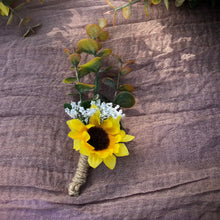 Load image into Gallery viewer, Sunflower, daisy, babies breath and fall eucalyptus bridal bouquet