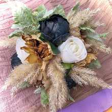 Load image into Gallery viewer, Pampas grass wedding bouquet with navy flowers Boho wedding bouquet navy Navy wedding bouquet rustic