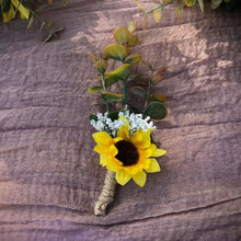 Load image into Gallery viewer, Sunflower boutonnieres Sunflower wedding flowers for bridal party Sunflower for groomsmen