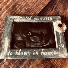 Load image into Gallery viewer, Miscarriage gift - Miscarriage picture frame -Miscarriage keepsake - Sympathy gift Infant loss - Baby memorial - Pregnancy loss Angel baby