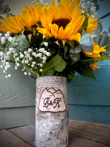 Mountain personalized with your choice of flower arrangement