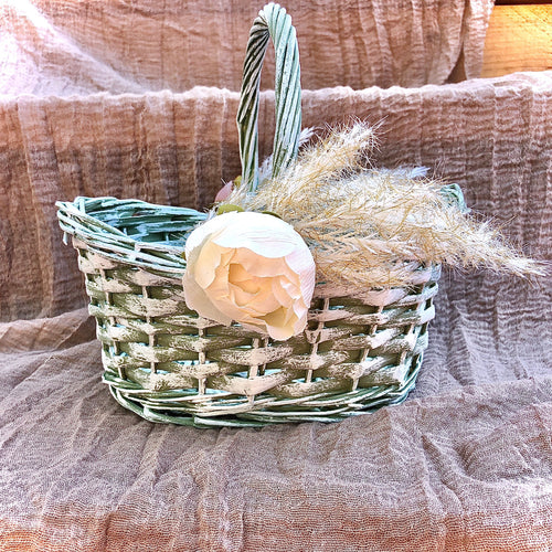 Boho flower girl basket pampas grass, Willow basket for flower girl boho style