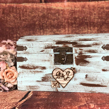 Load image into Gallery viewer, Engraved wedding card box - Birch bark card box for wedding - Customizable rustic wedding card box