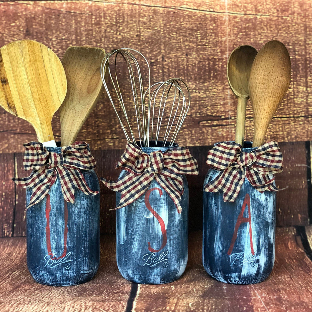 Primitive USA patriotic decor - 4th of July centerpiece for dining table - Independence Day decorations for kitchen - Summer utensil holder